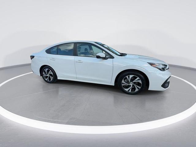 Subaru Legacy Premium - Thumbnail 16