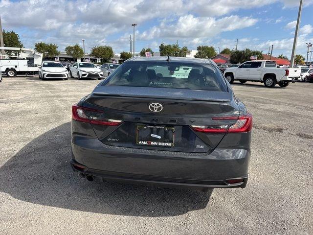 Toyota Camry Se - Thumbnail 11