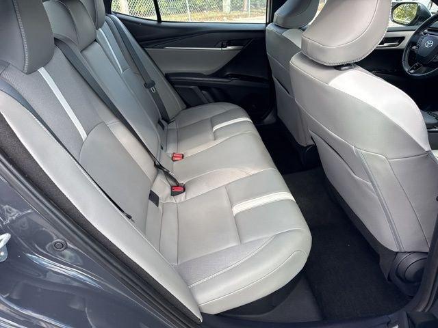 Toyota Camry Se - Thumbnail 20