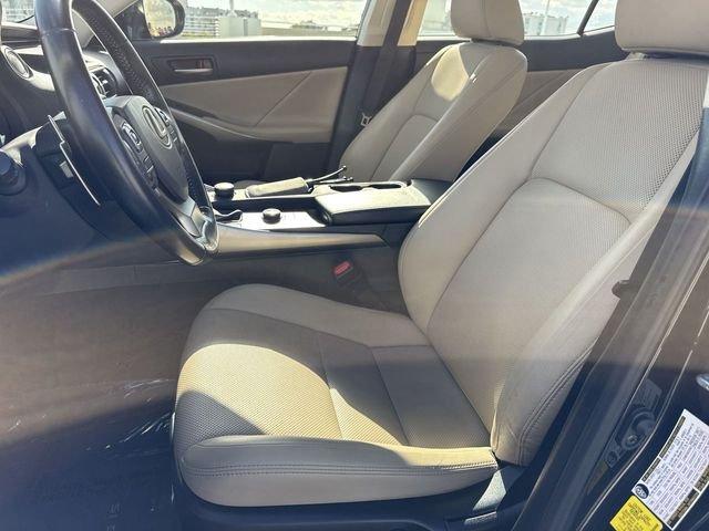 Lexus Is 300 - Thumbnail 11