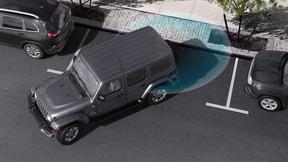 Jeep Wrangler 4-Door Sahara - Thumbnail 11