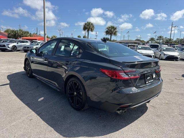 Toyota Camry Se - Thumbnail 15