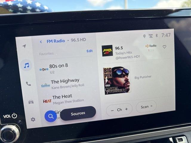 Toyota Camry Se - Thumbnail 5