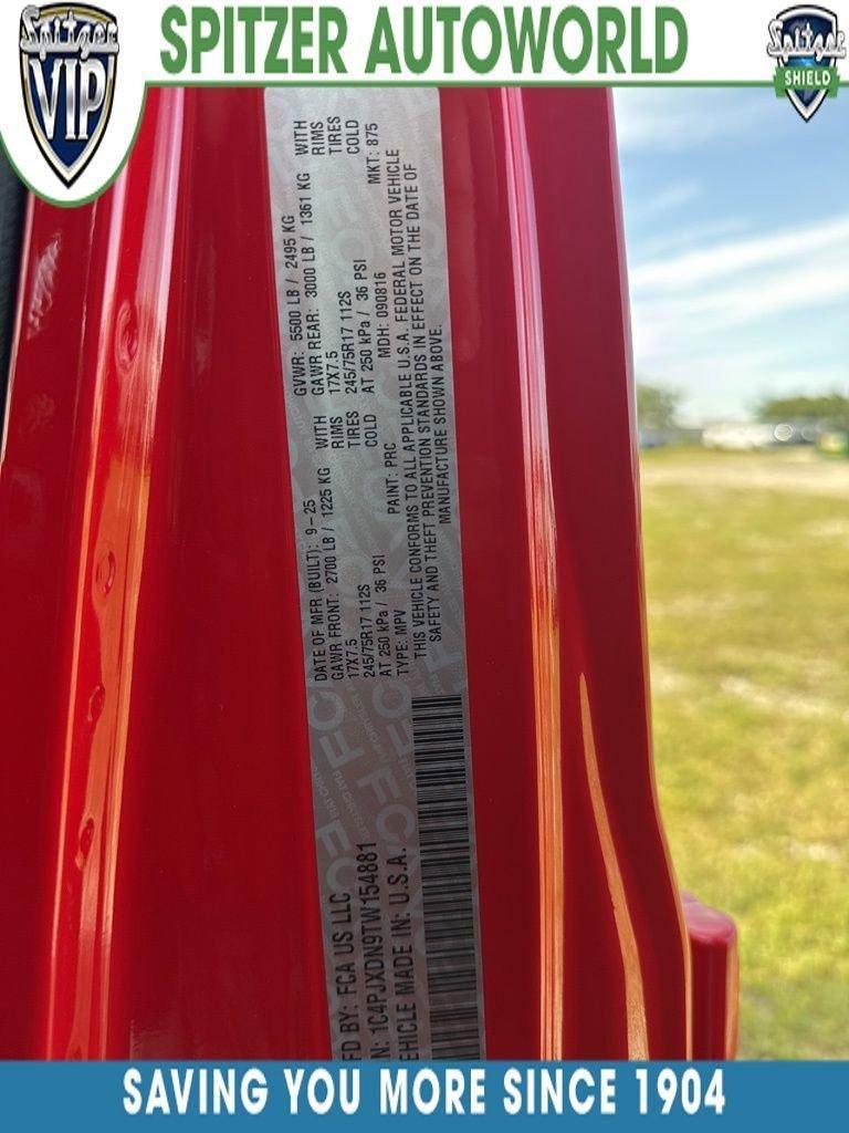 Jeep Wrangler 4-Door Sport S - Thumbnail 4