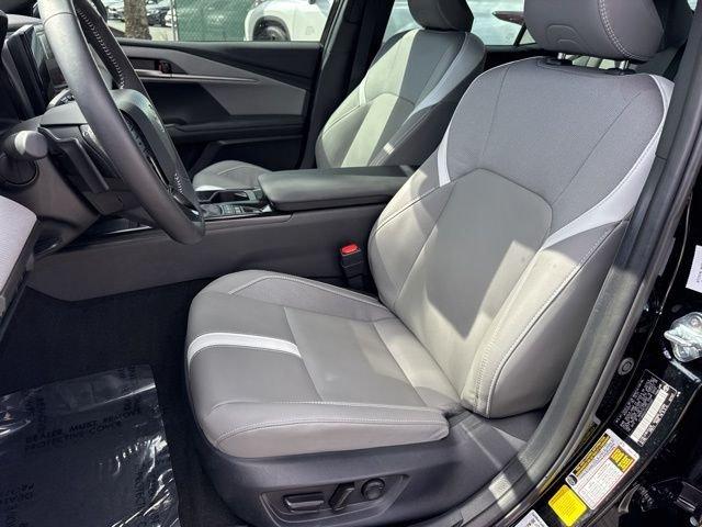 Toyota Camry Se - Thumbnail 18