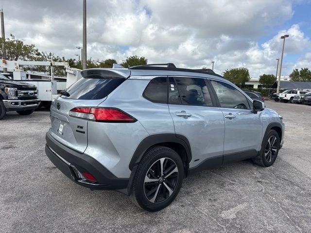 Toyota Corolla Cross Hybrid Xse - Thumbnail 10