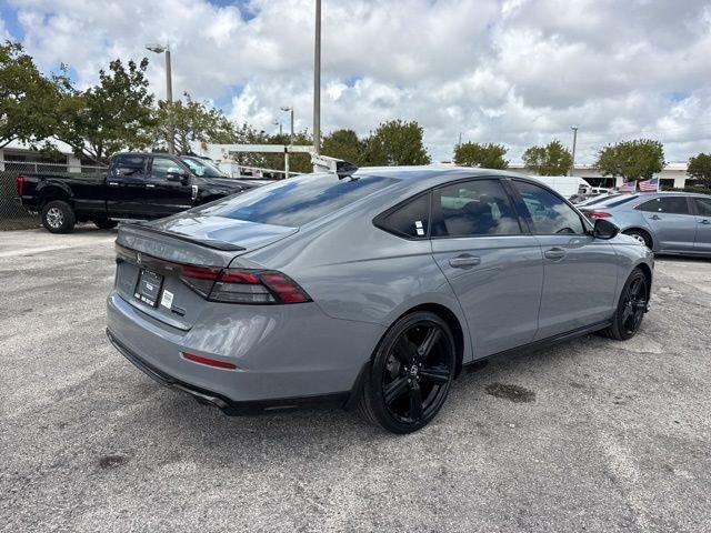 Honda Accord Hybrid Sport-L - Thumbnail 10