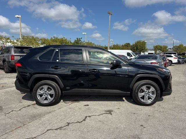 Toyota Rav4 Hybrid Le - Thumbnail 16