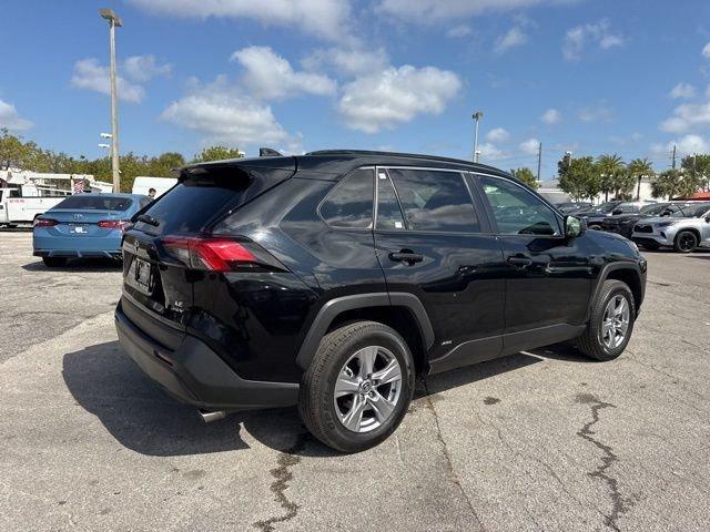 Toyota Rav4 Hybrid Le - Thumbnail 17