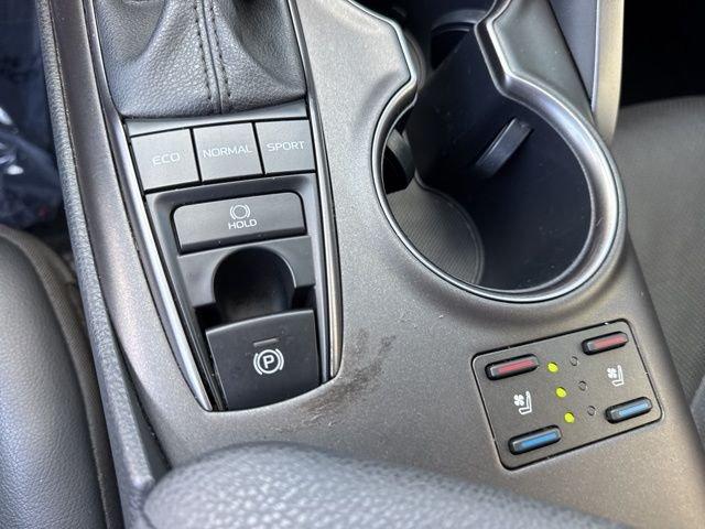 Toyota Camry Xse V6 - Thumbnail 14