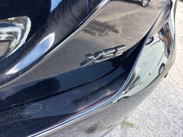 Toyota Camry Xse V6 - Thumbnail 16