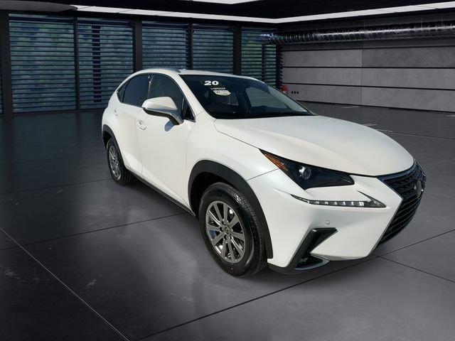 Lexus Nx 300H - Thumbnail 3