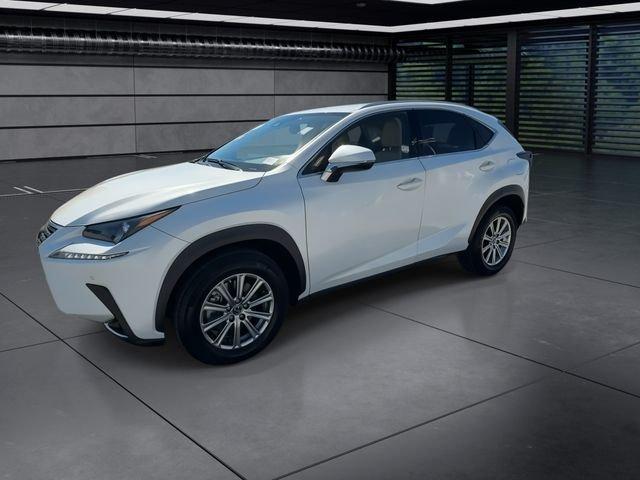 Lexus Nx 300H - Thumbnail 5