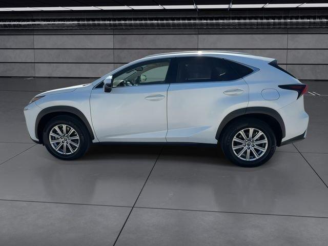 Lexus Nx 300H - Thumbnail 6