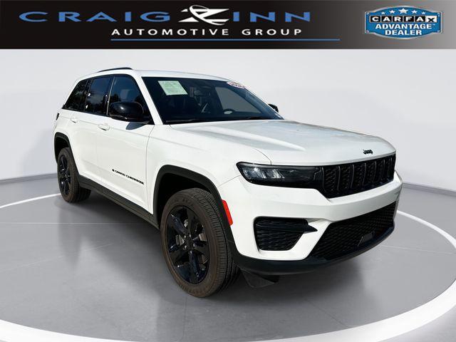 Jeep Grand Cherokee Altitude X - Thumbnail 2