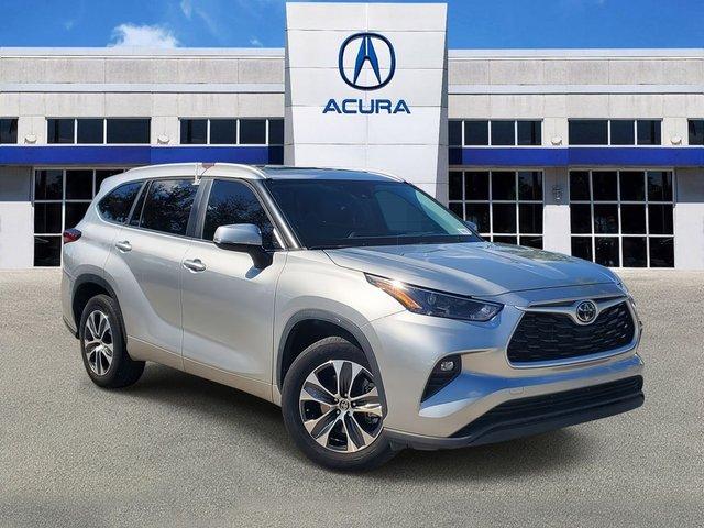 Toyota Highlander - View 1