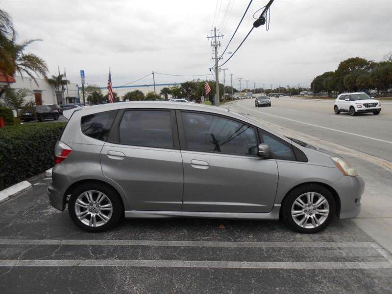 Honda Fit Sport | Stock No: 14743 - Thumbnail 6