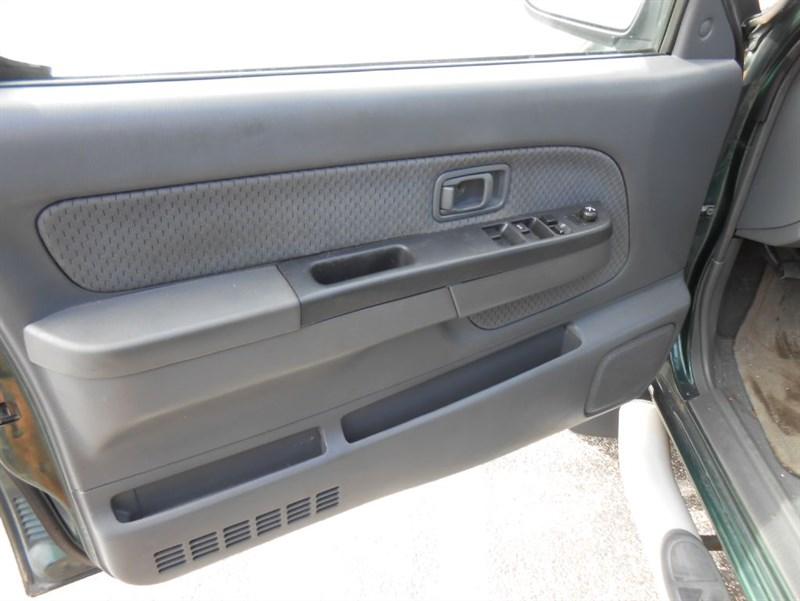 Nissan Xterra Xe | Stock No: 14714 - Thumbnail 11