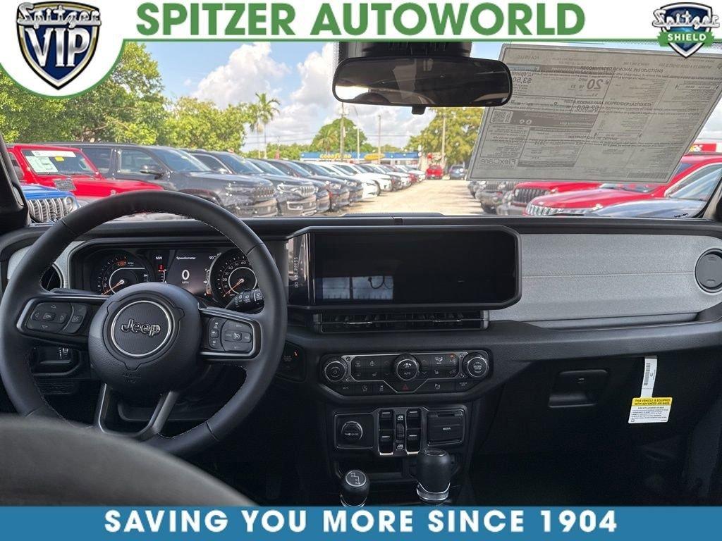 Jeep Wrangler 4-Door Sport S - Thumbnail 11