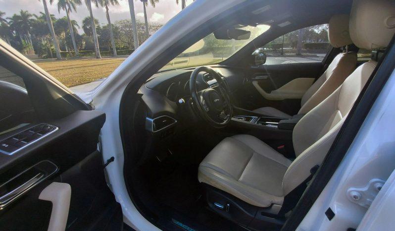 Jaguar F-Pace - Thumbnail 5