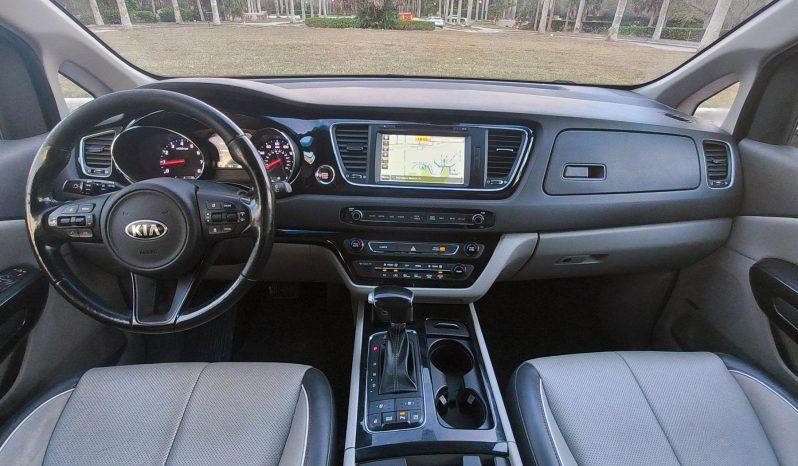 Kia Sedona - Thumbnail 9