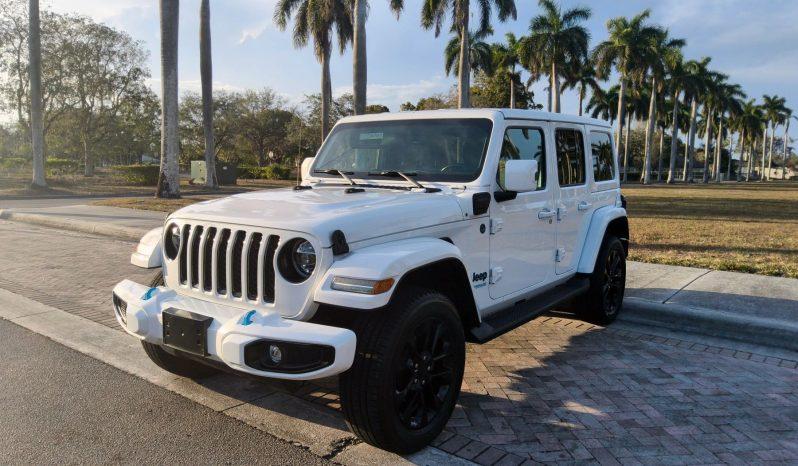 Jeep Wrangler Unlimited 4Xe - Thumbnail 4