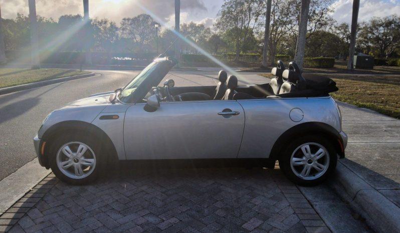 MINI Convertible - Thumbnail 16