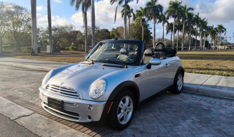 MINI Convertible - Thumbnail 3