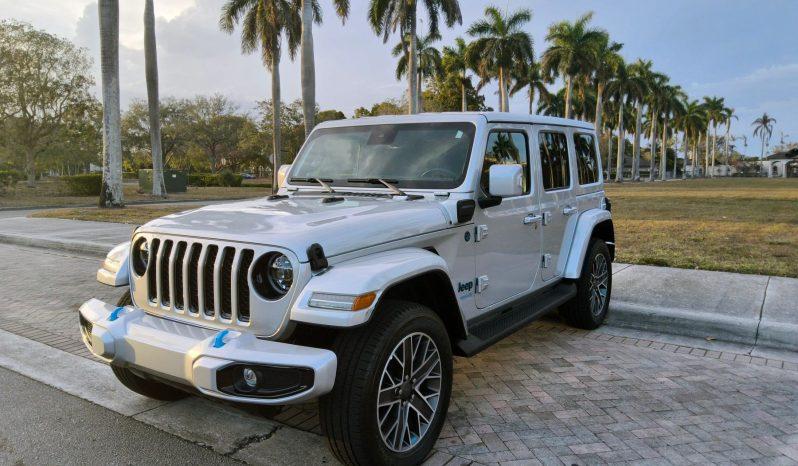 Jeep Wrangler Unlimited 4Xe - Thumbnail 3