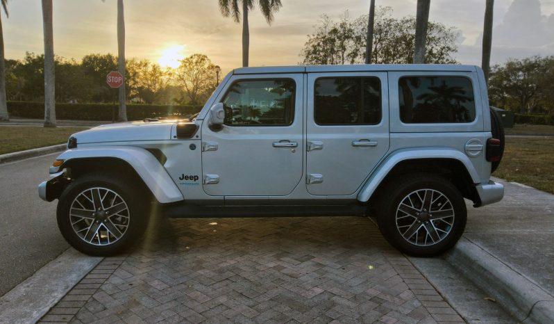 Jeep Wrangler Unlimited 4Xe - Thumbnail 15