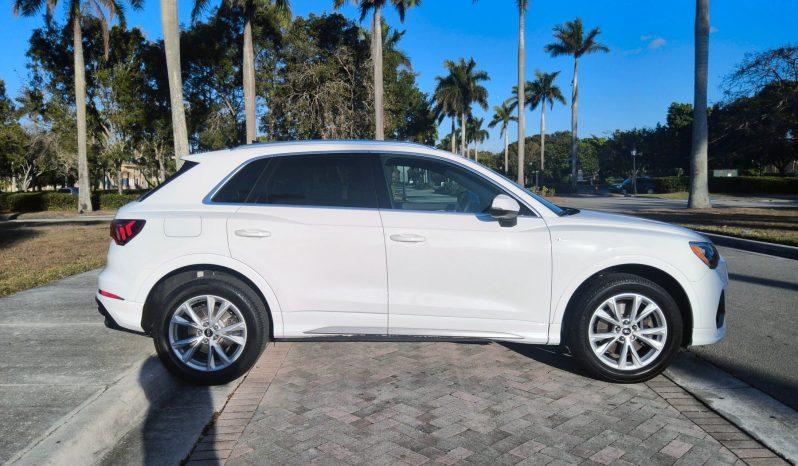 Audi Q3 - Thumbnail 14