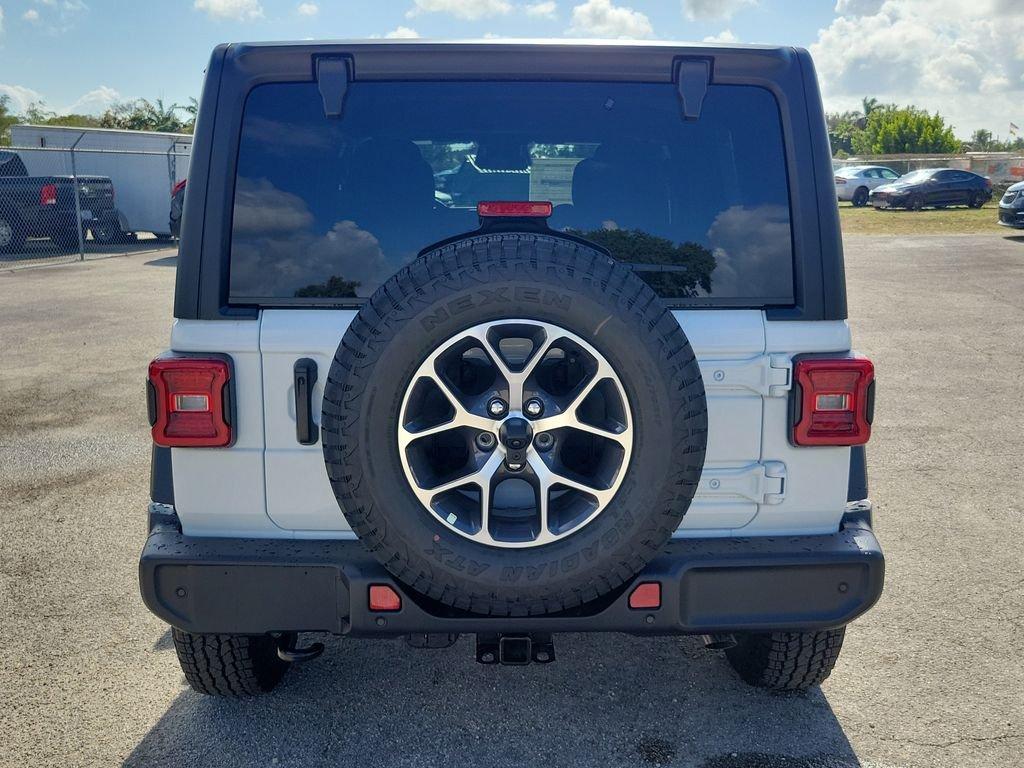 Jeep Wrangler 4-Door Sport S - Thumbnail 6