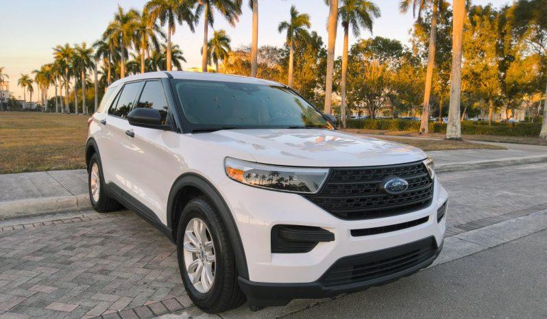 Ford Explorer - Thumbnail 2