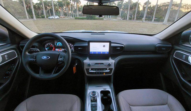 Ford Explorer - Thumbnail 9