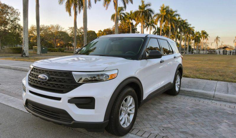 Ford Explorer - Thumbnail 3