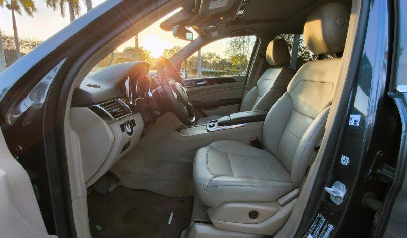 Mercedes-Benz M-Class - Thumbnail 5