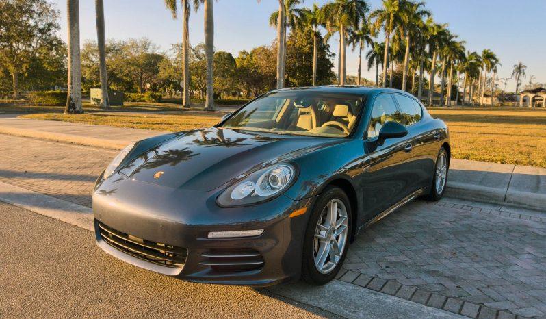 Porsche Panamera - Thumbnail 3