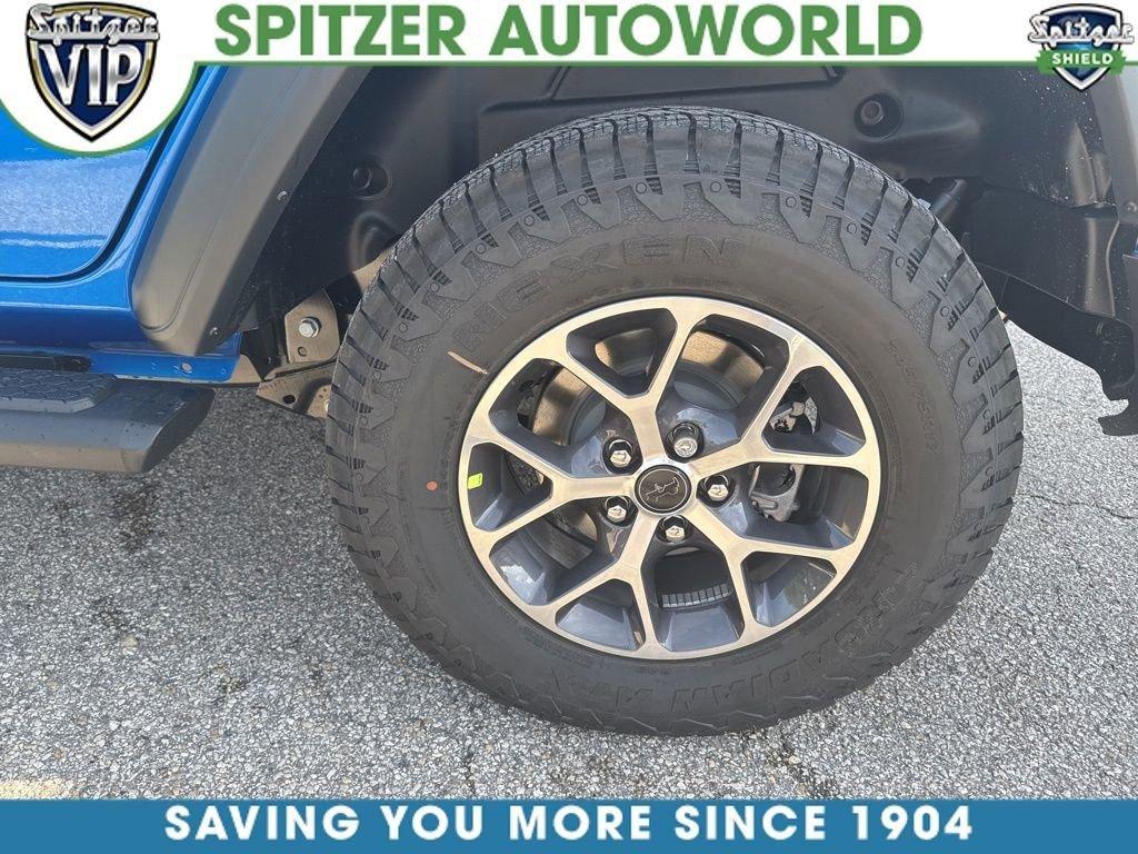 Jeep Wrangler 4-Door Sport S - Thumbnail 12