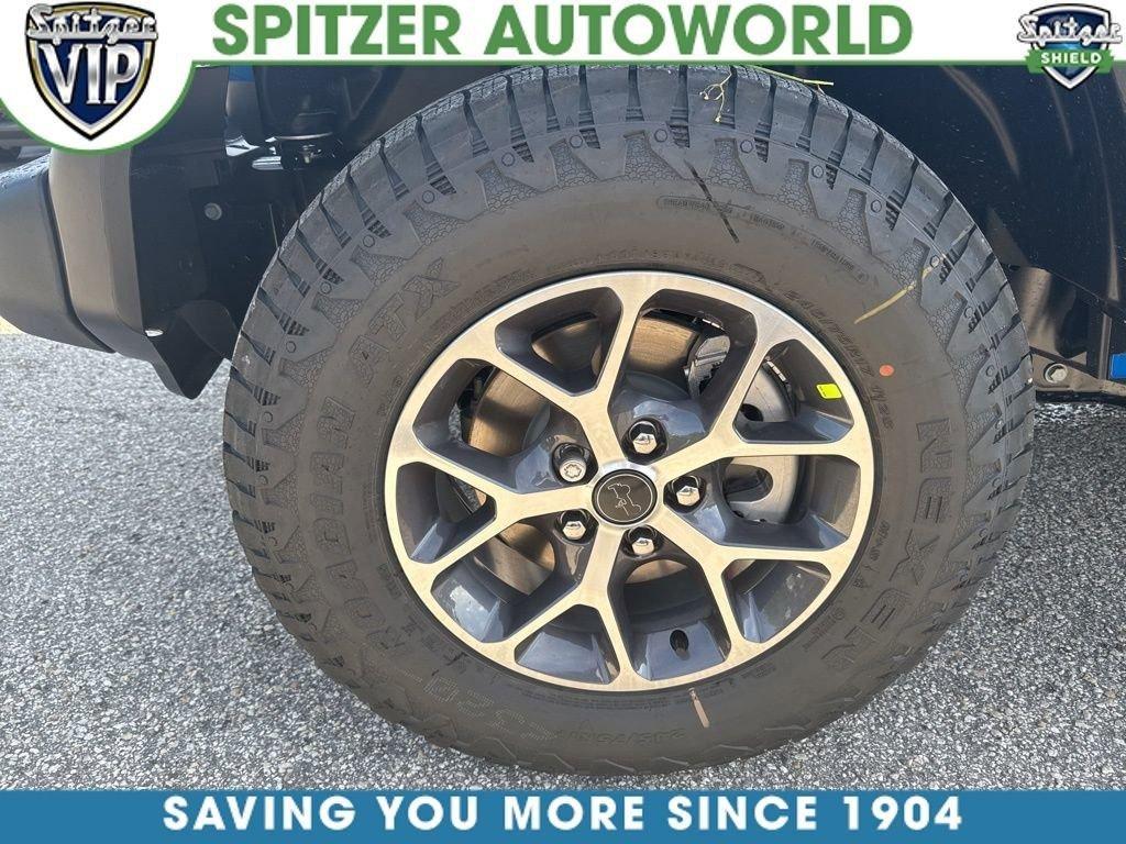 Jeep Wrangler 4-Door Sport S - Thumbnail 13