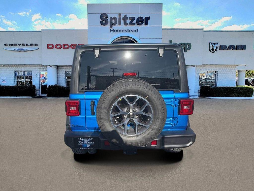 Jeep Wrangler 4-Door Sport S - Thumbnail 15