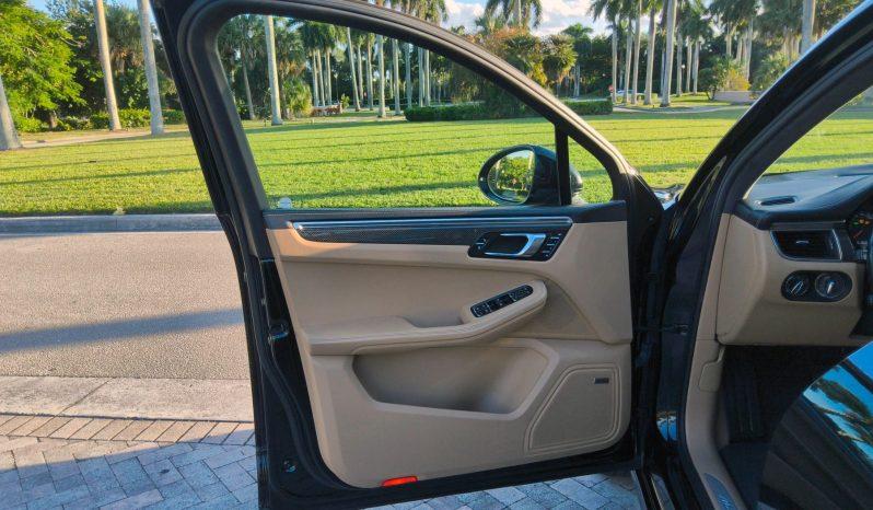 Porsche Macan - Thumbnail 9