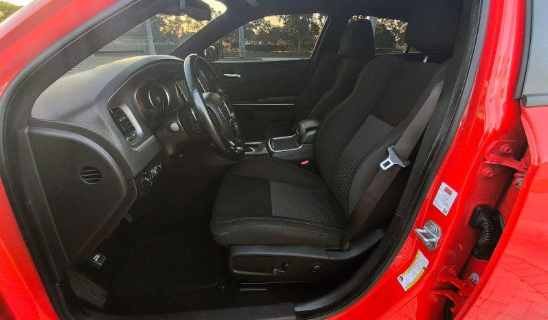 Dodge Charger - Thumbnail 5