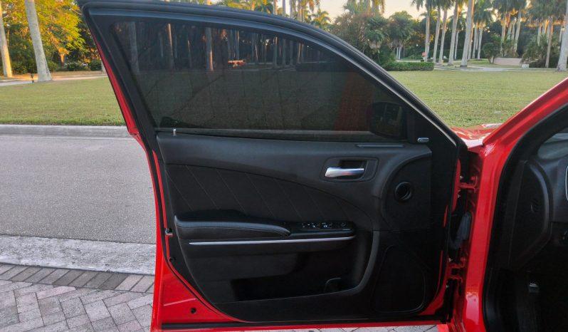 Dodge Charger - Thumbnail 4