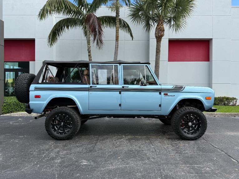 Ford Bronco Explorer - Thumbnail 8