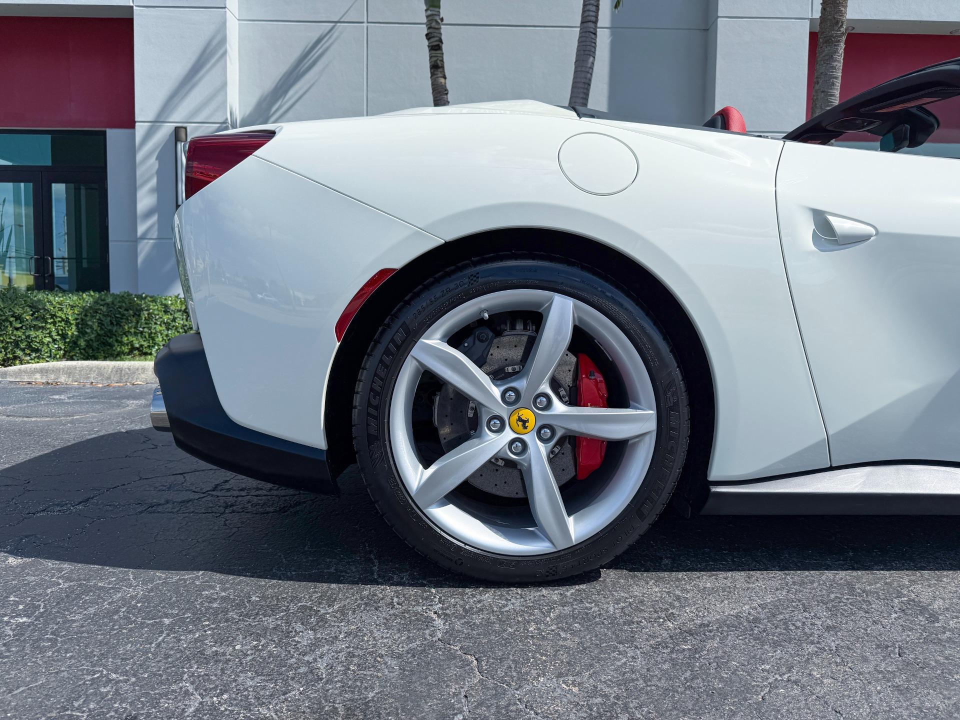 Ferrari Portofino - Thumbnail 4