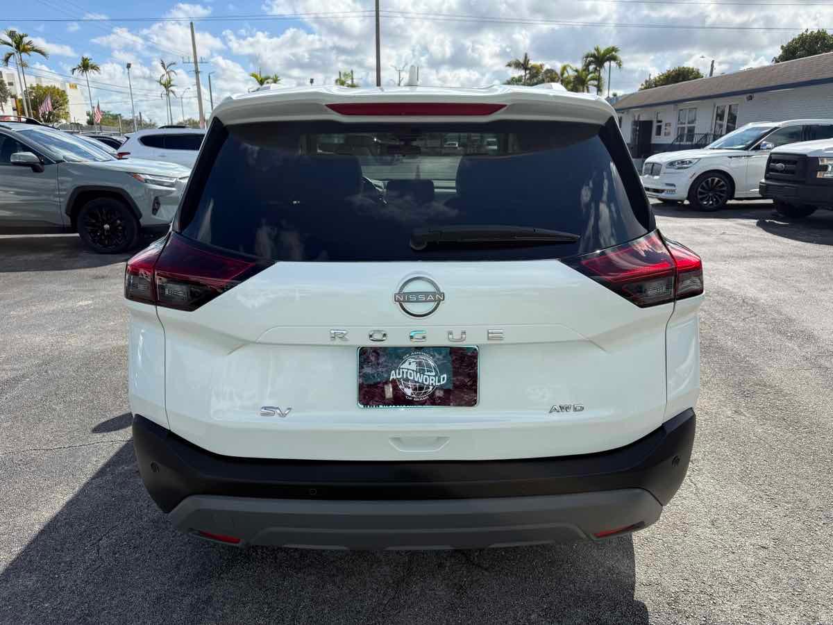 Nissan Rogue Awd Sv Premium - Thumbnail 8