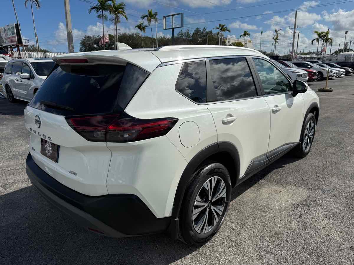 Nissan Rogue Awd Sv Premium - Thumbnail 9