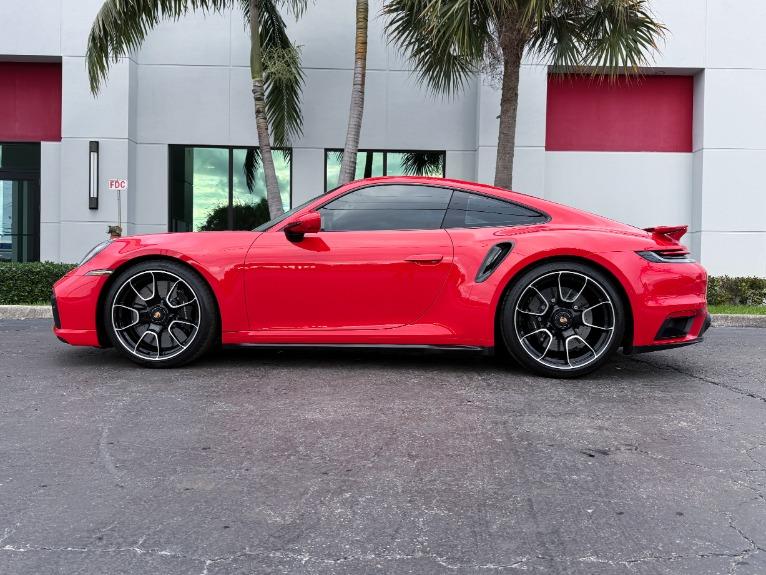 Porsche 911 Turbo S - Thumbnail 18