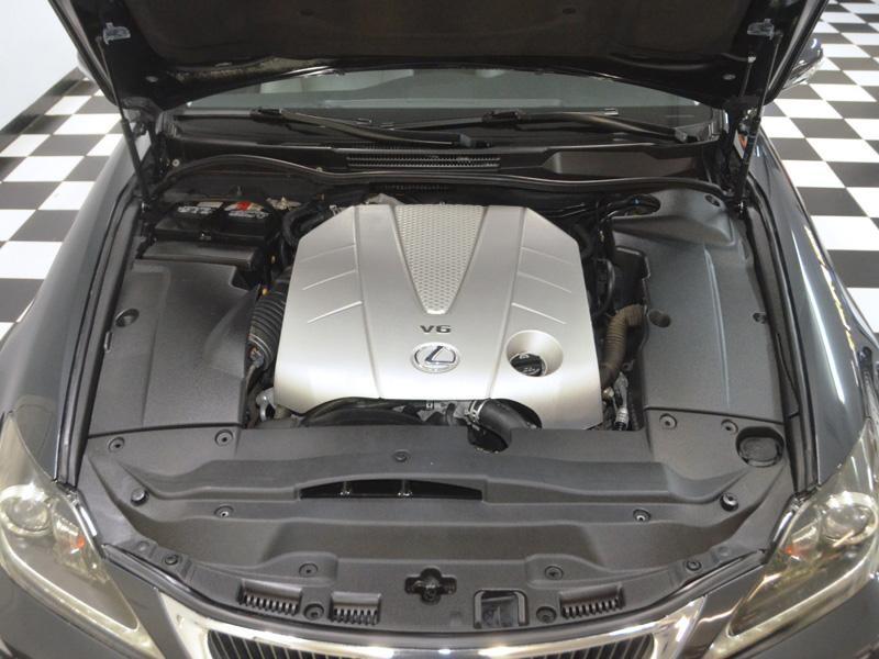 Lexus Is 350C Luxury Package *Navigation*Luxury Pkg*Park Assist*30,000 Miles* - Thumbnail 11