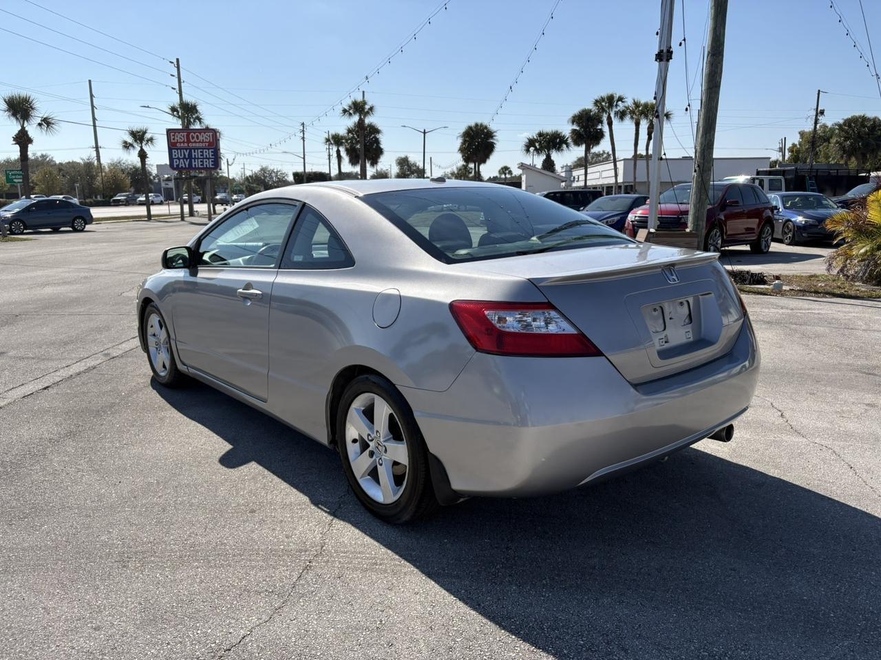 Honda Civic Cpe - Thumbnail 3